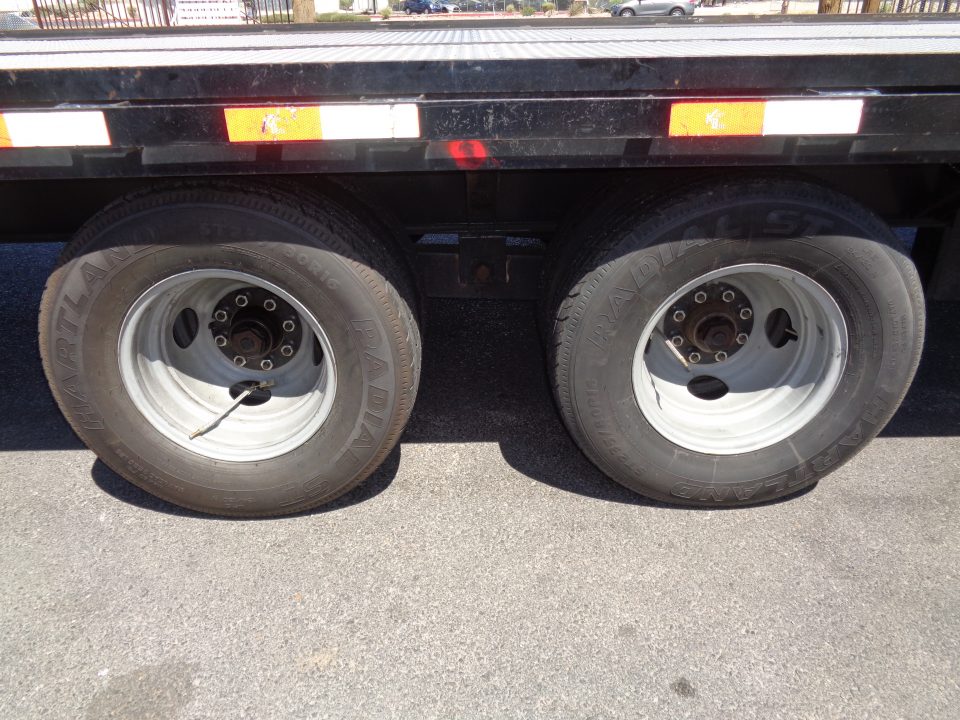 Used 2018 Kerr-Bilt * 22GN-26 * 26Ft Gooseneck Hydraulic Tilt Flatbed Trailer