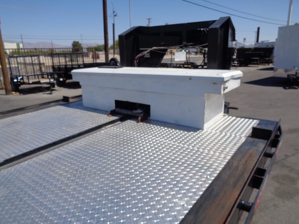 Used 2018 Kerr-Bilt * 22GN-26 * 26Ft Gooseneck Hydraulic Tilt Flatbed Trailer