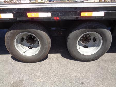 Used 2018 Kerr-Bilt * 22GN-26 * 26Ft Gooseneck Hydraulic Tilt Flatbed Trailer
