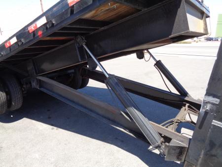Used 2018 Kerr-Bilt * 22GN-26 * 26Ft Gooseneck Hydraulic Tilt Flatbed Trailer
