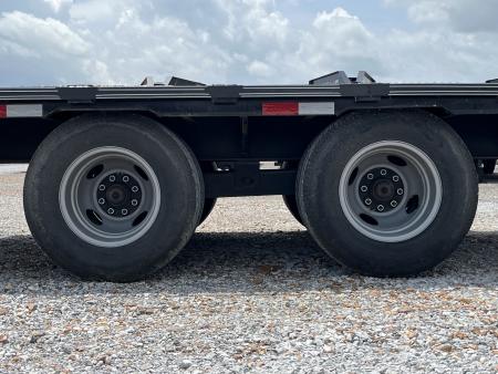 Used 2021 Elite 102"X32' 22.5K GVWR Gooseneck Flatbed Trailer