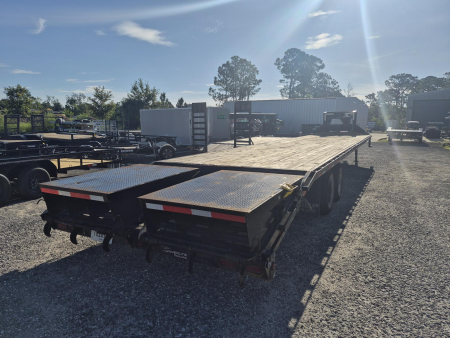 Consignment 40 Ft Gooseneck Trailer with Mega Ramps | 25,900 GVWR | Heavy Duty Equipment Hauler