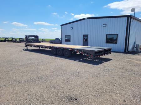 New 2026 Load Trail 102"x36' Gooseneck Triple Axle Deckover Trailer