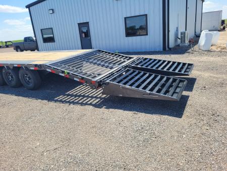 New 2026 Load Trail 102"x36' Gooseneck Triple Axle Deckover Trailer
