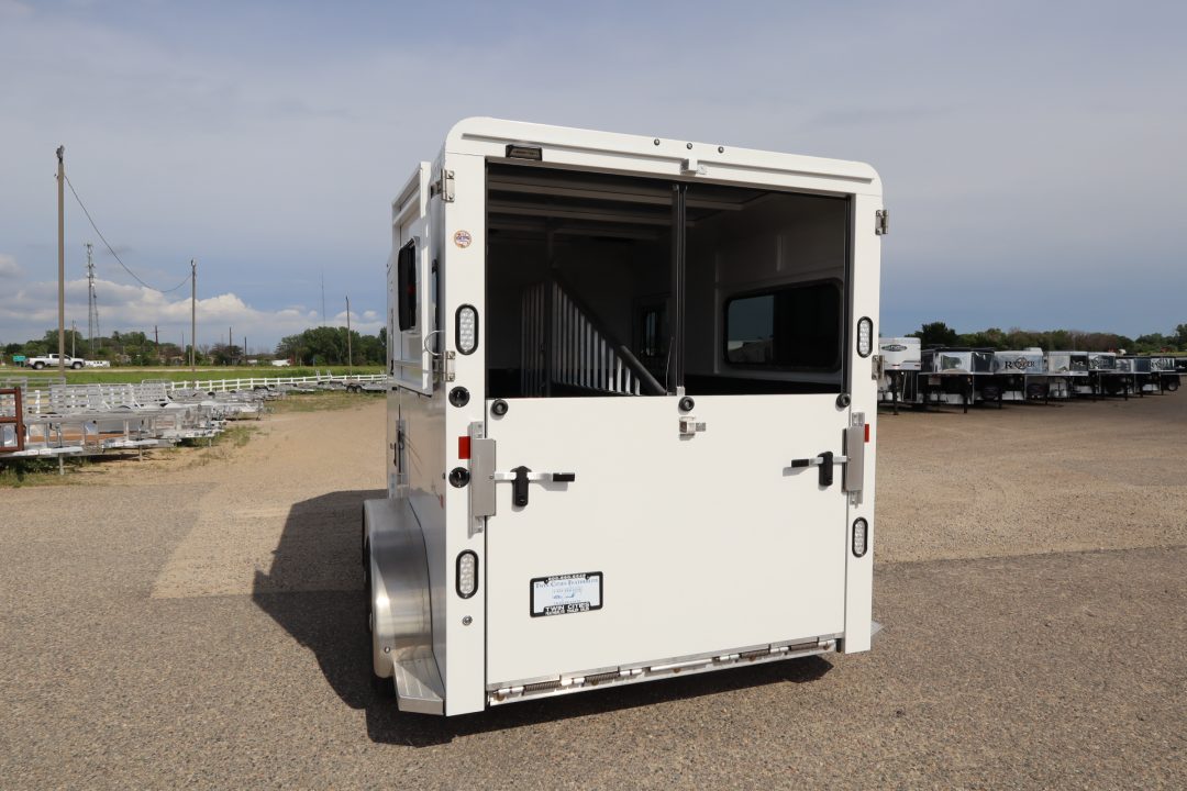 New 2027 Trails West Royale 2 horse BP Trailer