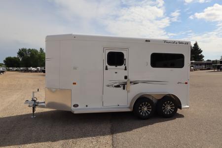 New 2027 Trails West Royale 2 horse BP Trailer