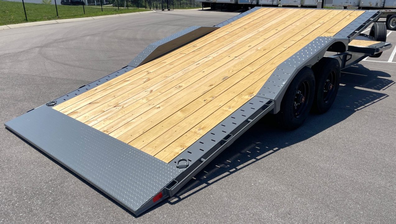 New Diamond C 22' HXD-210 Gravity Tilt Equipment Trailer 102" Wide: 23,000 GVWR, Drive Over Fenders, Spare