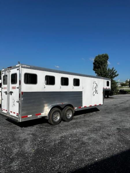 Used 2014 Exiss Trailers 7400 GN 4-H Slant Horse Trailer