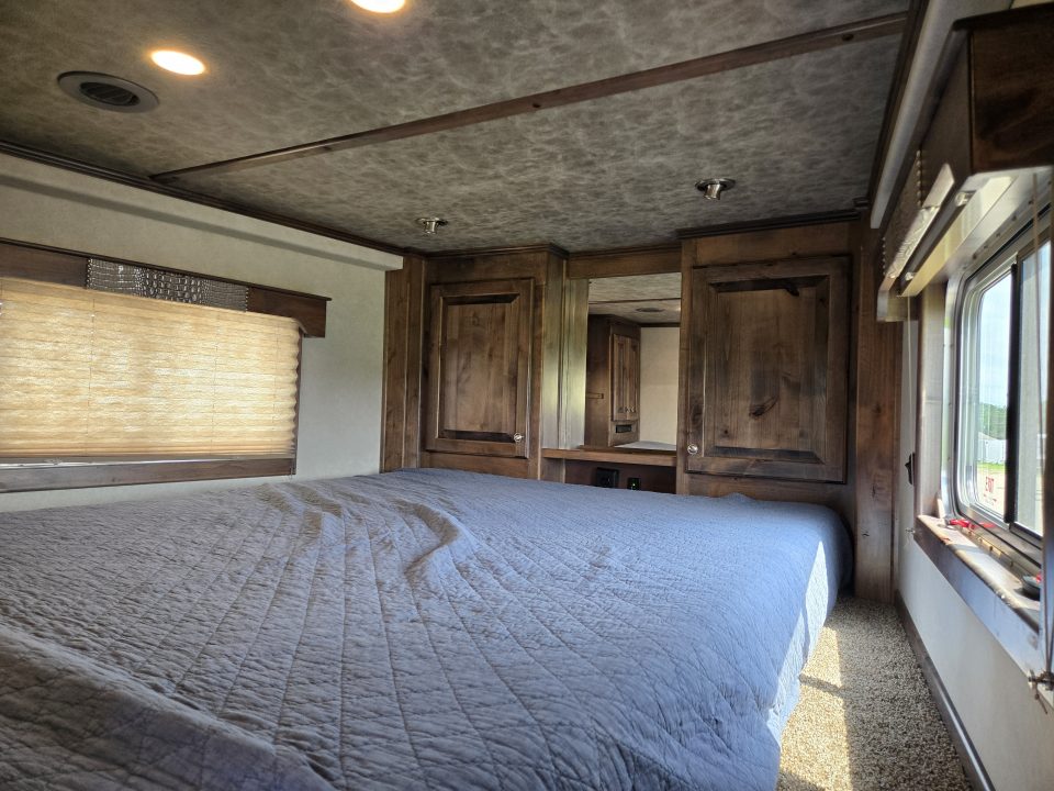 Used 2023 Elite Trailers Resistol Trail Boss Horse Trailer