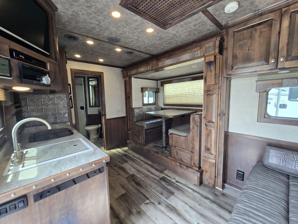 Used 2023 Elite Trailers Resistol Trail Boss Horse Trailer