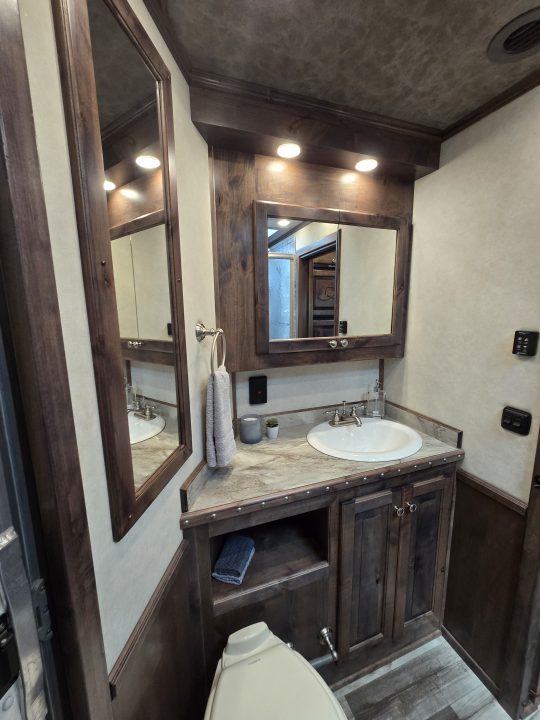 Used 2023 Elite Trailers Resistol Trail Boss Horse Trailer