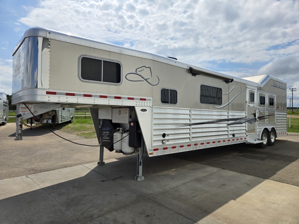 Used 2023 Elite Trailers Resistol Trail Boss Horse Trailer
