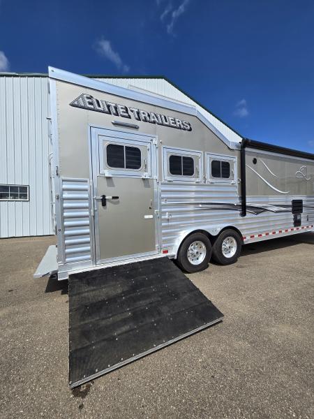 Used 2023 Elite Trailers Resistol Trail Boss Horse Trailer