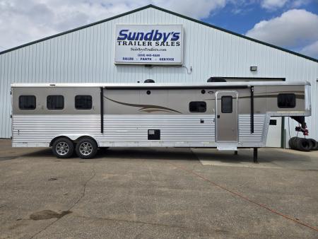 Used 2016 Bison Silverado 3 Horse Trailer
