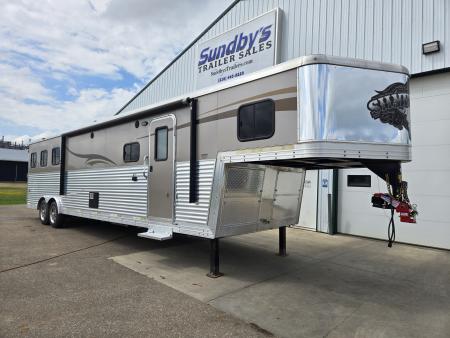 Used 2016 Bison Silverado 3 Horse Trailer