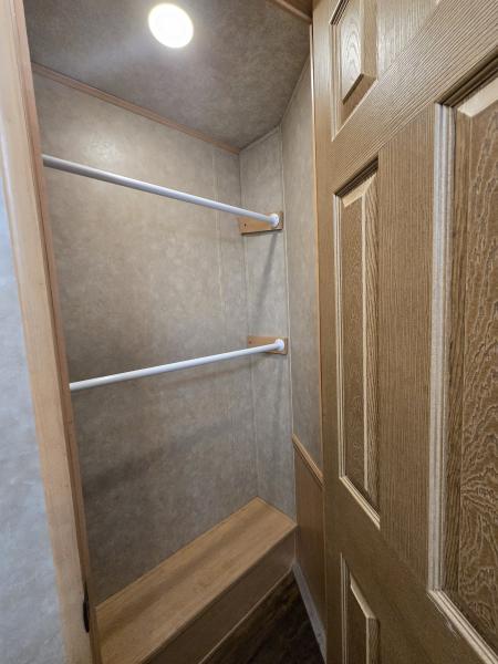Used 2016 Bison Silverado 3 Horse Trailer