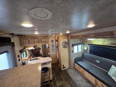 Used 2016 Bison Silverado 3 Horse Trailer