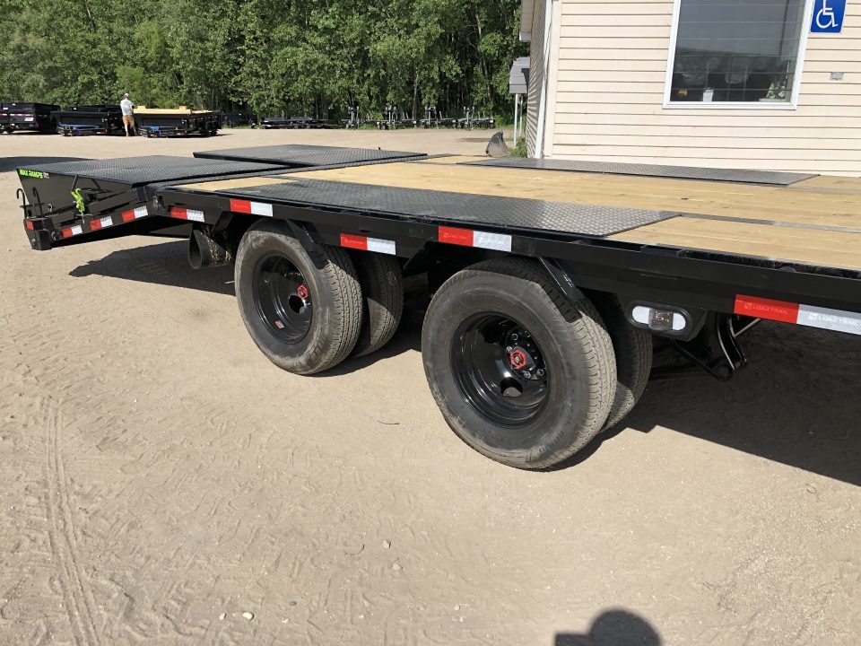 New 2026 Load Trail 32' 24k W/ MAX RAMPS Gooseneck Bodies