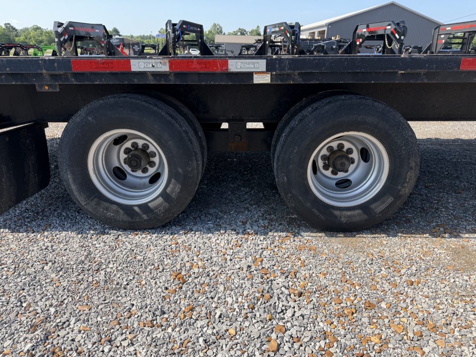 Used 2021 Circle D 102"X29' 22K Gooseneck Flatbed Trailer