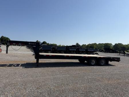 Used 2021 Circle D 102"X29' 22K Gooseneck Flatbed Trailer