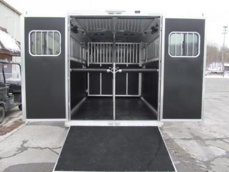 New Shadow Pro Series 2 Plus 1 Gooseneck w/ Dressing Room Horse Trailer