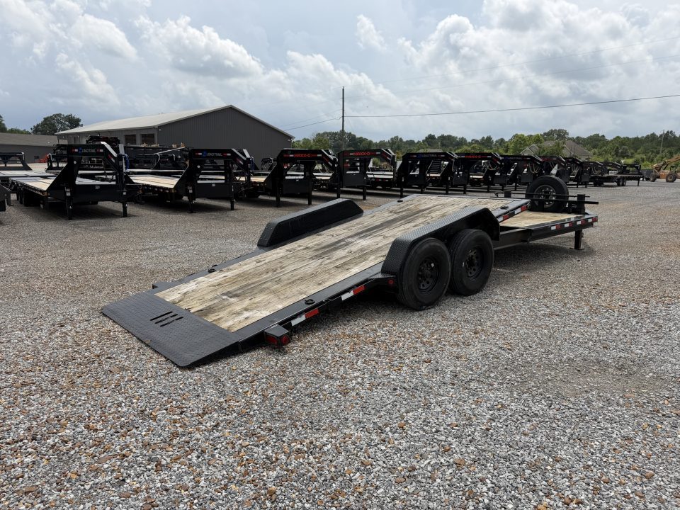 Used 2022 LOAD TRAIL 83"x24' 14k Tilt Equipment Trailer