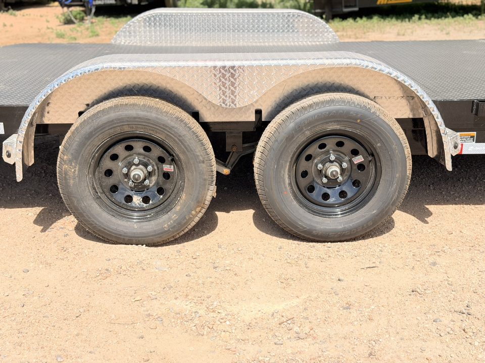 New 2026 Load Trail 7-18 Steel Deck Car Hauler W/ Aluminum Fenders 7K GVWR