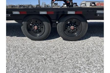 New 2026 Big Tex 102x40 Tandem 16GN w/ Max Ramps/ Ratchet Rail/ 17.5 Wheels and Tires