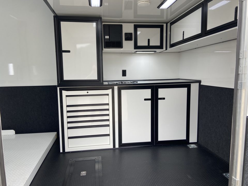 New United USH-8.5X34 Stacker
