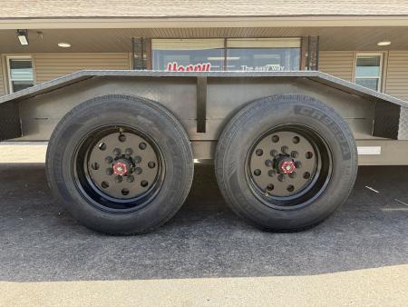 New 2027 MAXX-D 102”x24’ BP HD Channel Power Tilt – T8X