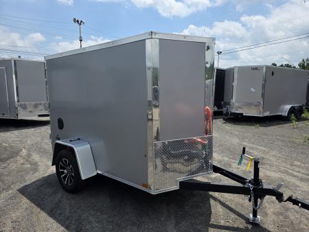 New 2026 Look Trailers ST DLX 5X8 - BARN DOOR Cargo / Enclosed Trailer