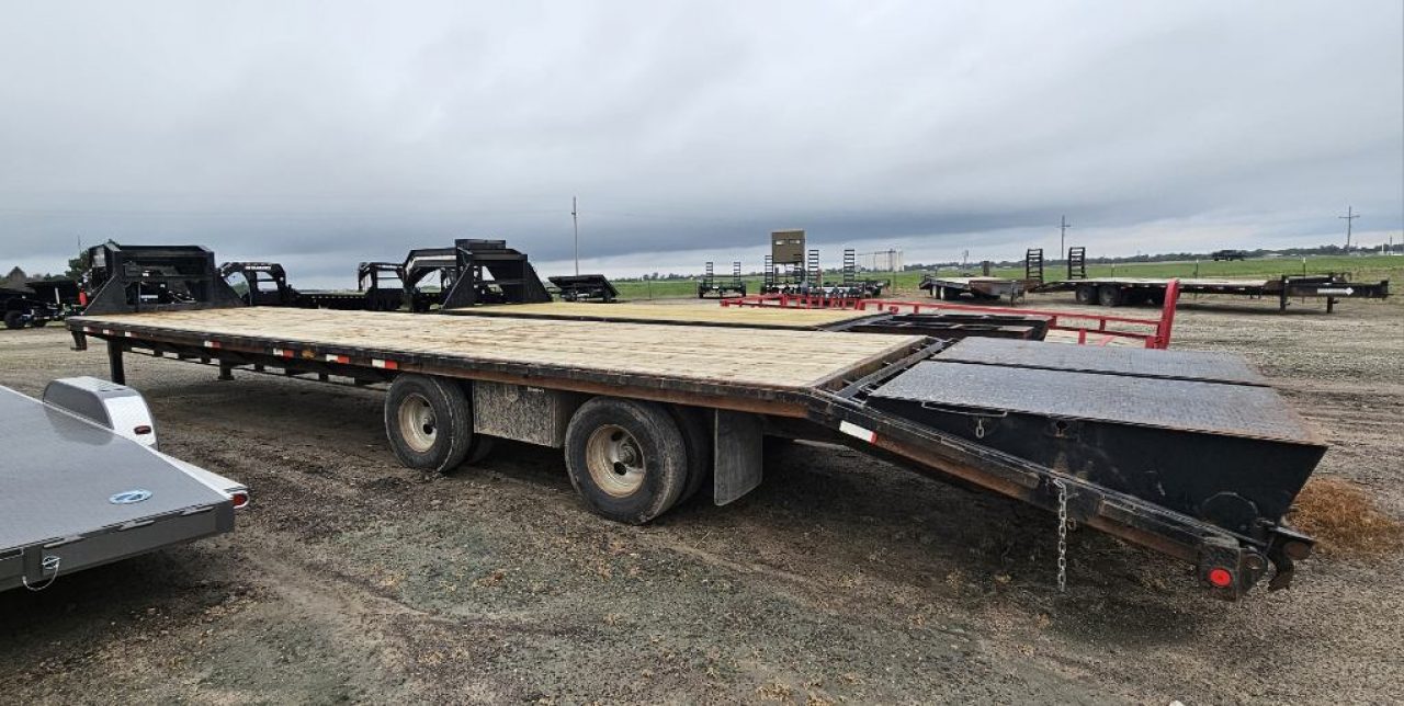 Used 2013 PJ Trailers 102" x 38' w/12K Axles Flatbed Trailer