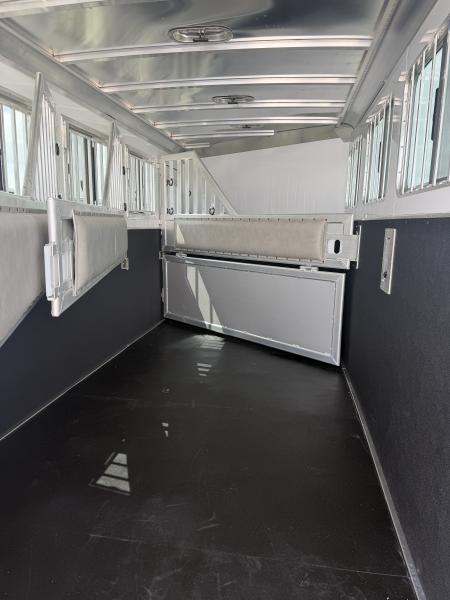 New 2026 Featherlite 4 Horse Bumper Pull Horse Trailer