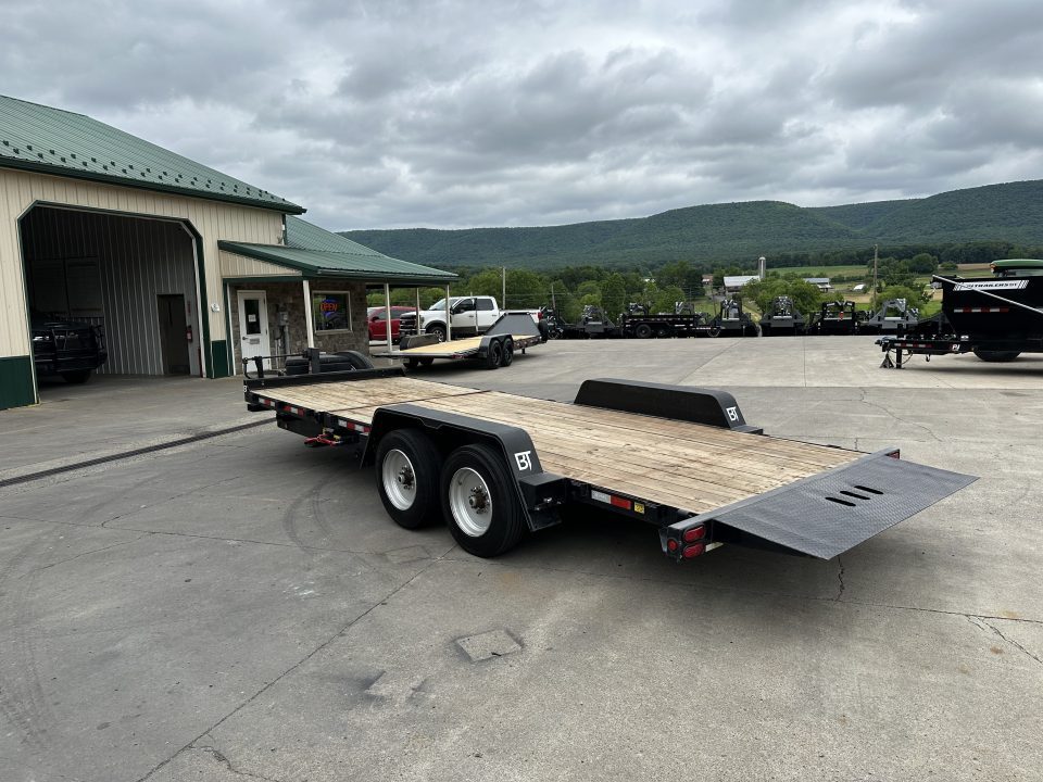 Used 2023 Behnke 82102GT Tilt Trailer