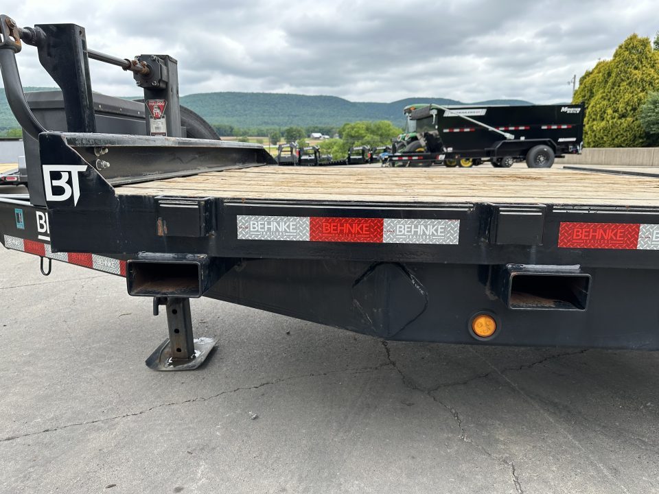 Used 2023 Behnke 82102GT Tilt Trailer