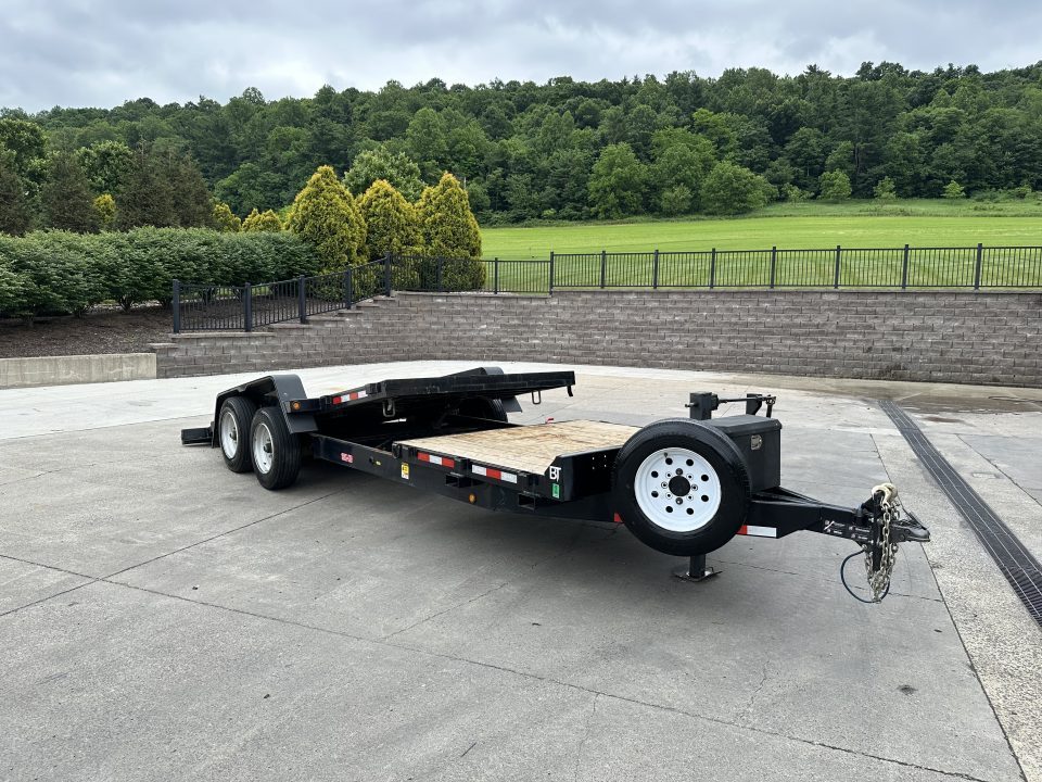Used 2023 Behnke 82102GT Tilt Trailer