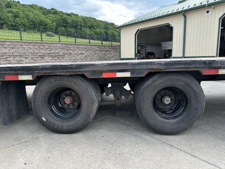 Used 2022 Big Tex Trailers GN40 Flatbed Trailer