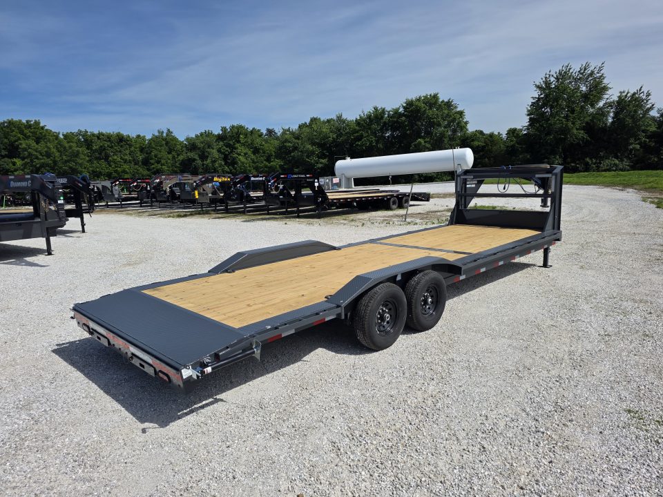 New 2026 Lamar Trailers 102 x 26 TANDEM GN CH W/ 2' DOVE/ SLIDE IN RAMPS/ DRIVE OVER FENDERS