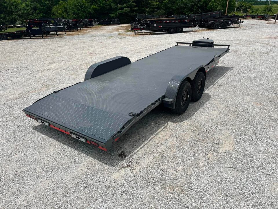 New 2026 Lamar Trailers 83 x 22 TANDEM CH W/ 2' DOVE/ SLIDE IN RAMPS/ REMOVABLE FENDERS/ STEEL FLOOR