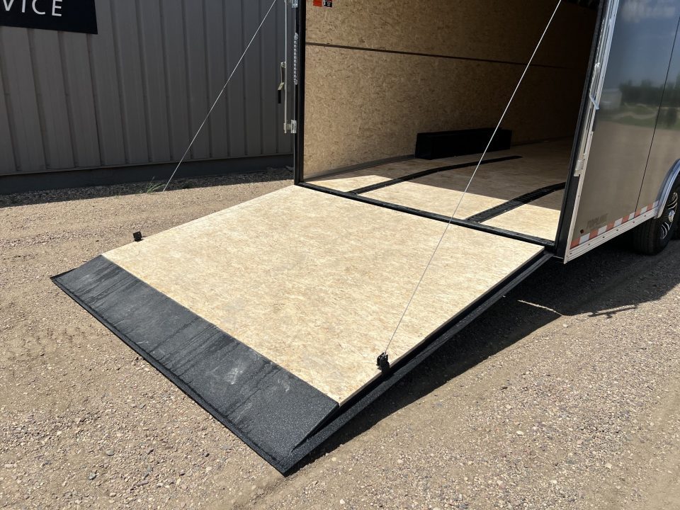 New 2026 H&H Trailers 26 Gooseneck Cargo / Enclosed Trailer
