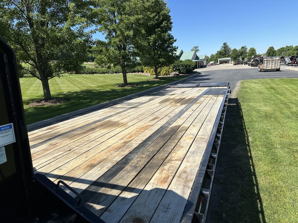 Used 2023 PJ Trailers LD 30' with Monster Ramps