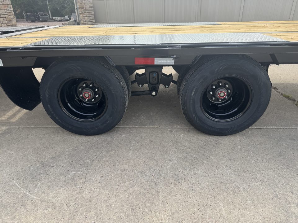 New 2027 PJ Trailers LD32GN Flatbed Trailer