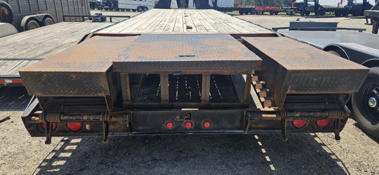 Used 2003 PJ Trailers 102" x 30' Flatbed Trailer