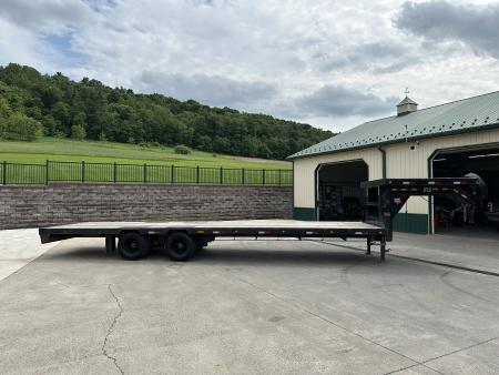 Used 2022 PJ LD30' with Monster Ramps
