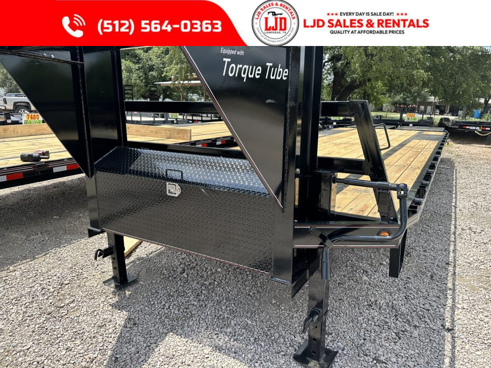 New 2026 Coffee Creek - Gooseneck - Flatbed - 102" X 33' - Deck over Trailer