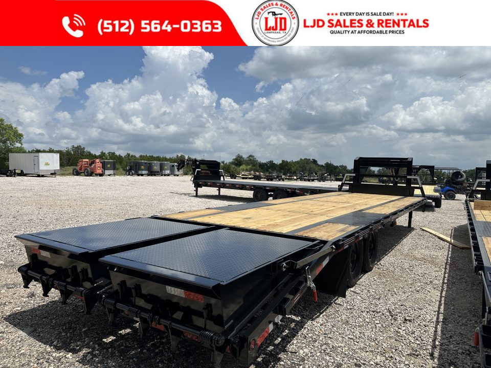 New 2026 Coffee Creek - Gooseneck - Flatbed - 102" X 33' - Deck over Trailer