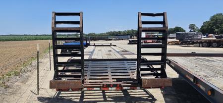 Used 2007 Diamond T 102" x 30' Pintle Hitch Deckover Trailer