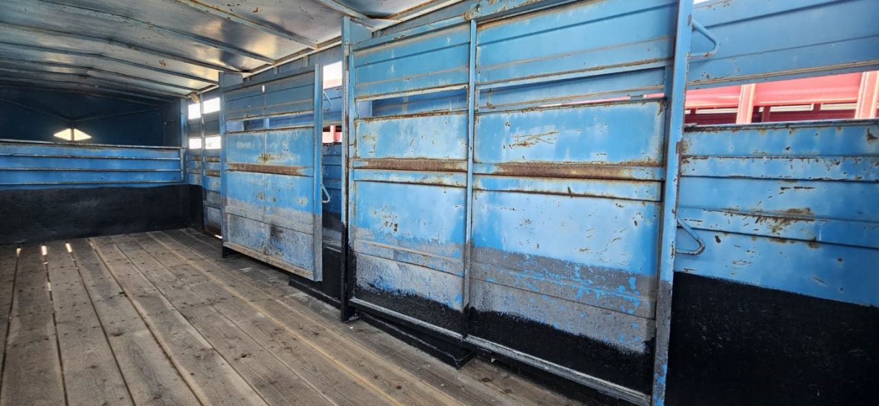 Used 1987 Hillsboro 7' x 22' Stock / Stock Combo Trailer