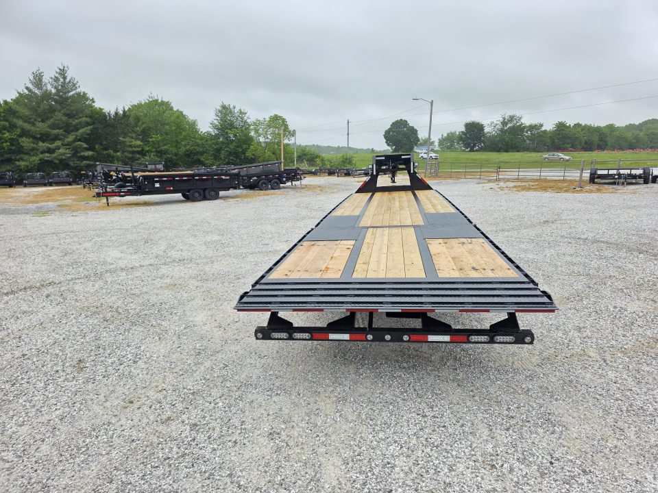 New 2027 MAXX-D 102 X 34 YDX TANDEM DUAL GN HYDROTAIL W/ BLACKWOOD RUNNERS/ HYDRO JACKS/ TORQUE TUBE Flatbed Trailer
