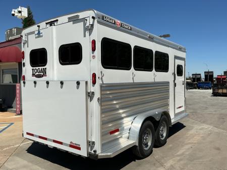 New 2026 Logan Coach RIOT3BP RIOT 3H BP Horse Trailer